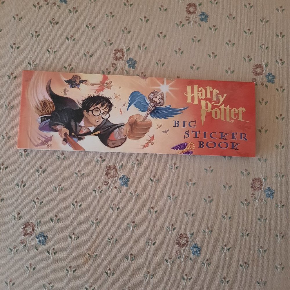 Harry Potter Sticker Books - Picture 2 of 6